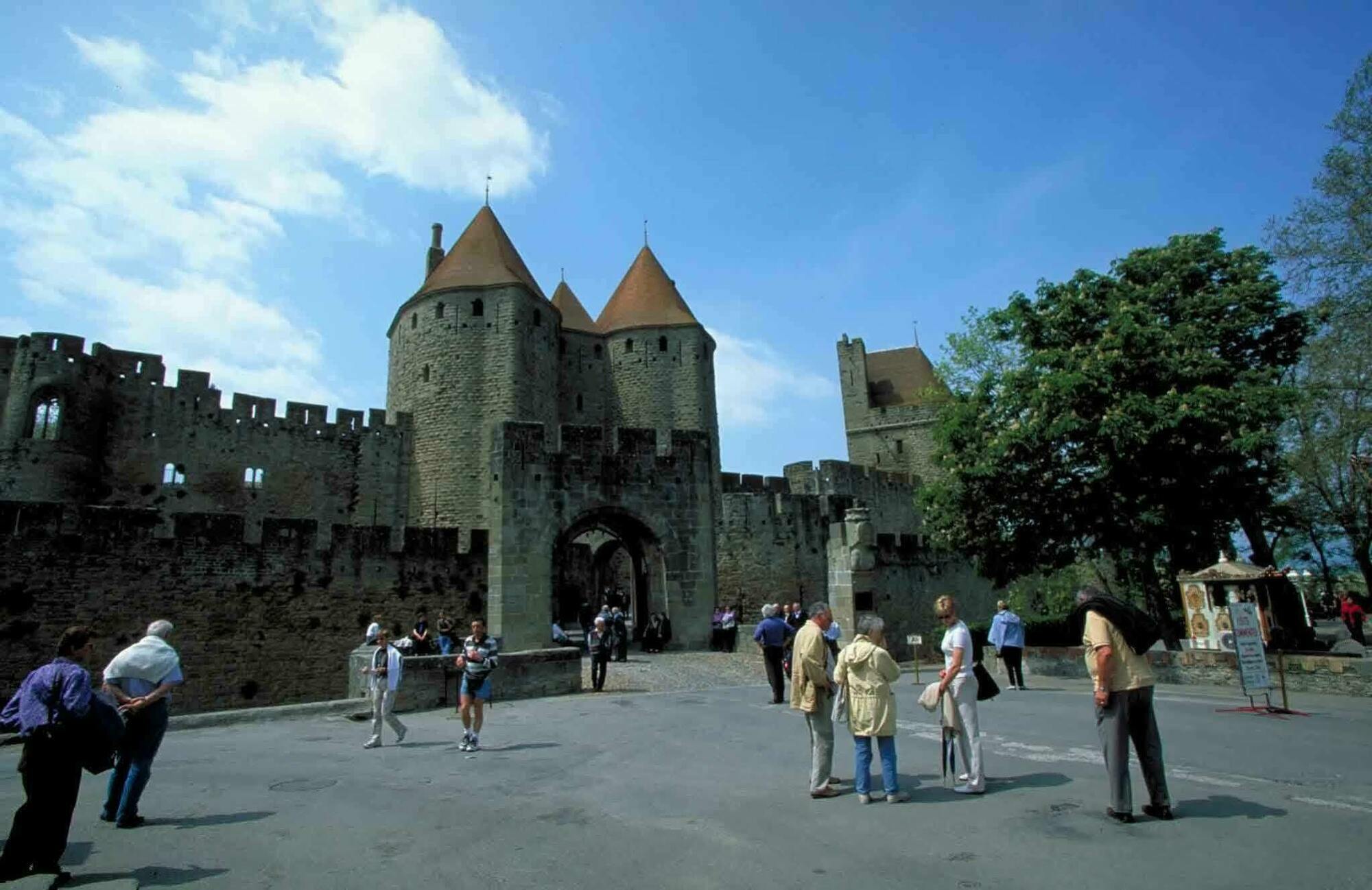 Mercure Carcassonne La Cite Hotel Exterior photo